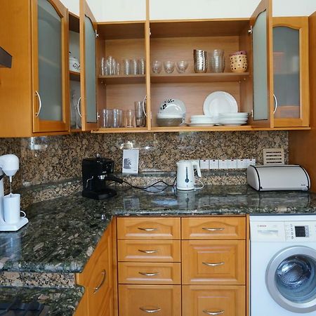 Unforgettable Family Escape - Cliffside Villa With Panoramic Sea Views And Kid-Friendly Private Pool 皮斯索里 外观 照片