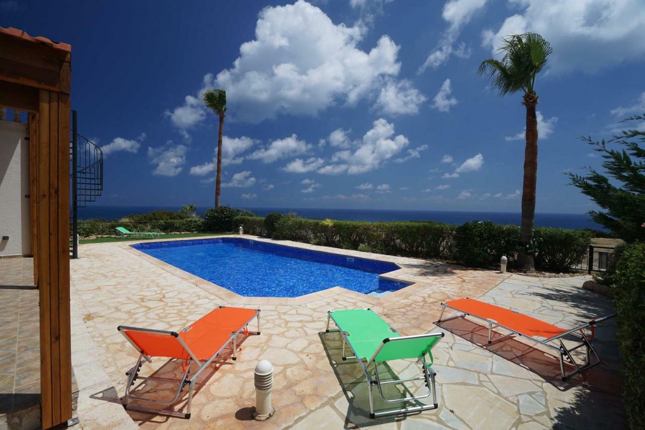Unforgettable Family Escape - Cliffside Villa With Panoramic Sea Views And Kid-Friendly Private Pool 皮斯索里 外观 照片